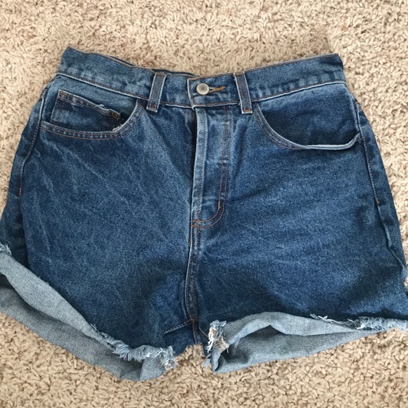 Brandy Melville Pants - Brandy Melville Ray Denim Shorts Brandy Melville Pants - Brandy Melville Ray Denim Shorts